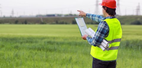 construction-two-man-field construction-two-man-field